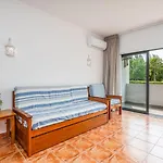 Appartement Hostwise - Sunny Flat Near Da Rocha