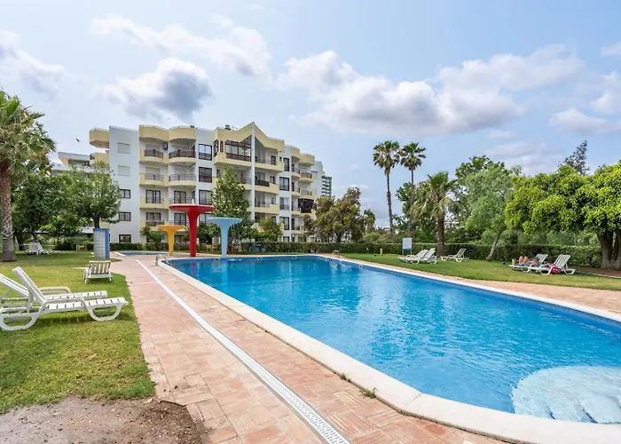 Hostwise - Sunny Flat Near Da Rocha Portimão