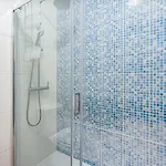 Hostwise - Sunny Flat Near Da Rocha شقة