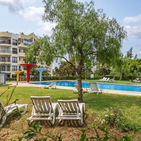Hostwise - Sunny Flat Near Da Rocha * Portimao